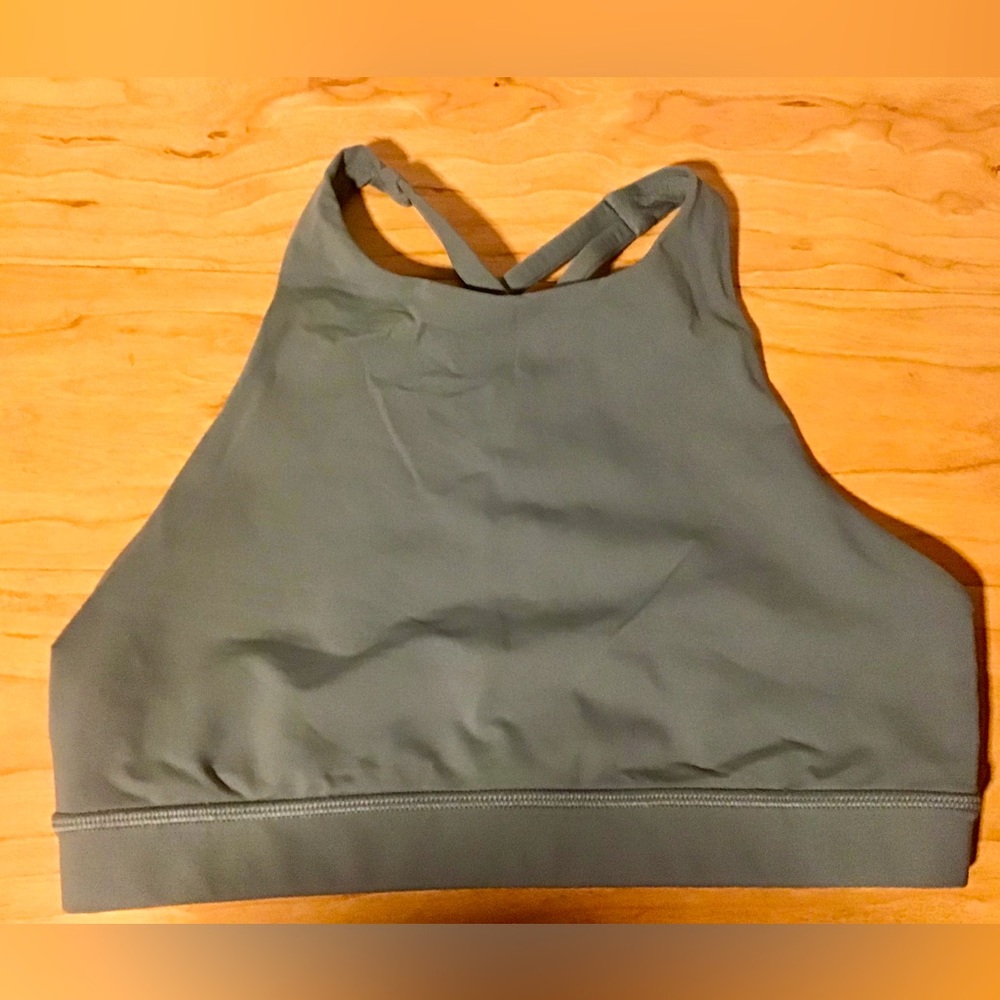 LuLuLemon sage green sports bra - high neck